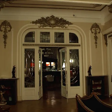 Grand Boutique Hotel-3